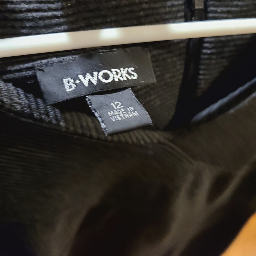 B-Works 12 Ribbed Geometric Grey Dress - Picture 3 of 6